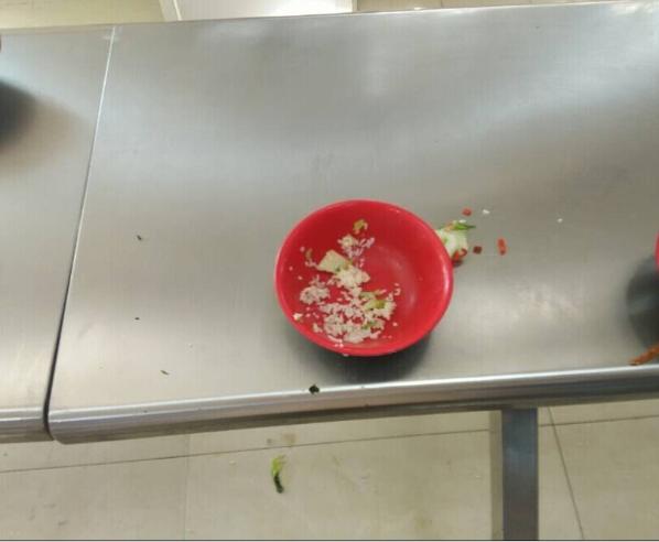 学生自晒光盘照 学生自晒光盘照
